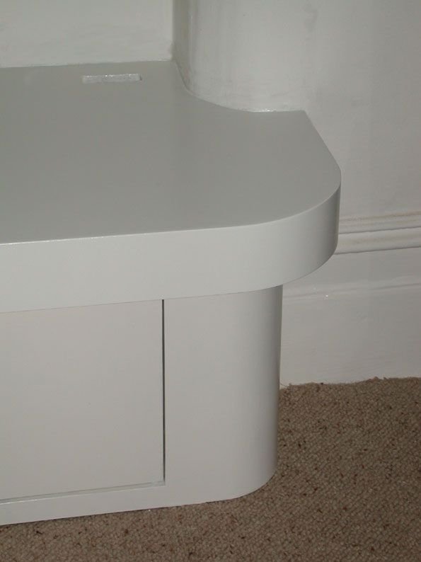The rounded end of the unit